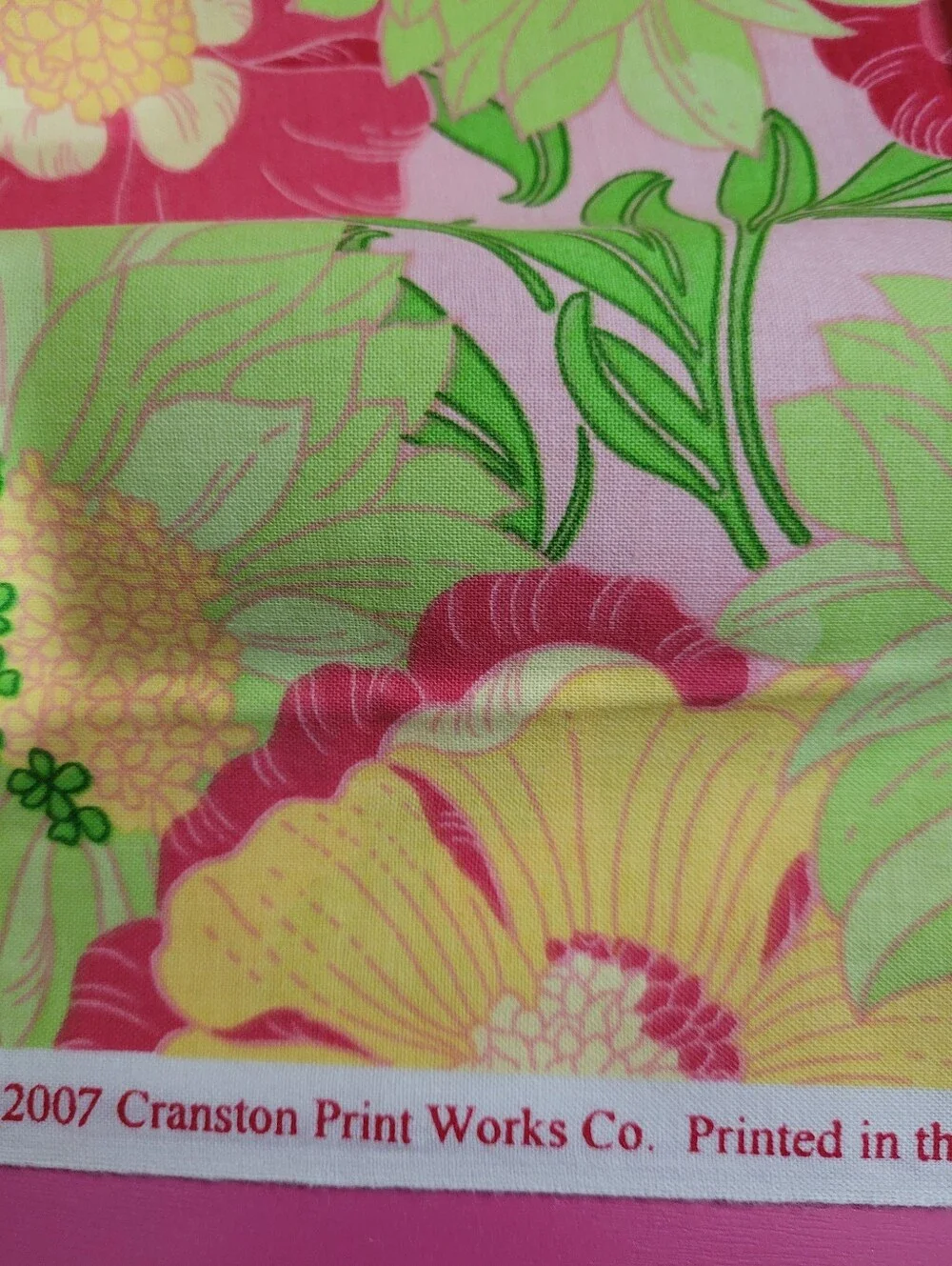 VIP By Cranston Vibrant Floral Sewing Fabric (1523)